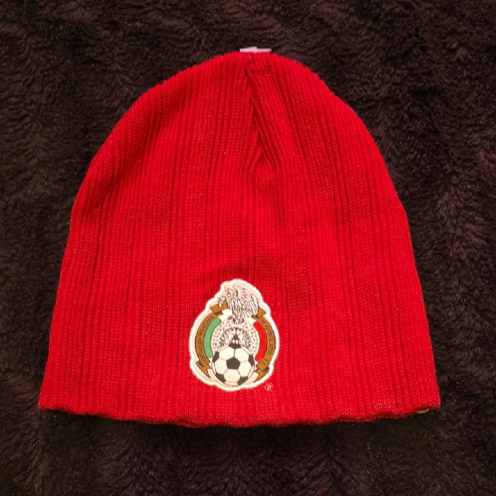 Mexico Soccer Futbol AC Beanie Stocking Cap Hat Kids Soccer NWOT